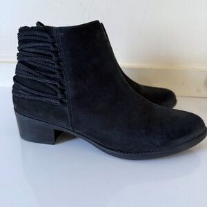 Steve Madden Boots Womens Chilz Side Zip Ankle Bootie Black Leather Heels SZ 7.5